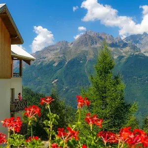  Aparthotel Capfun Couleurs Soleil, Oz En Oisans